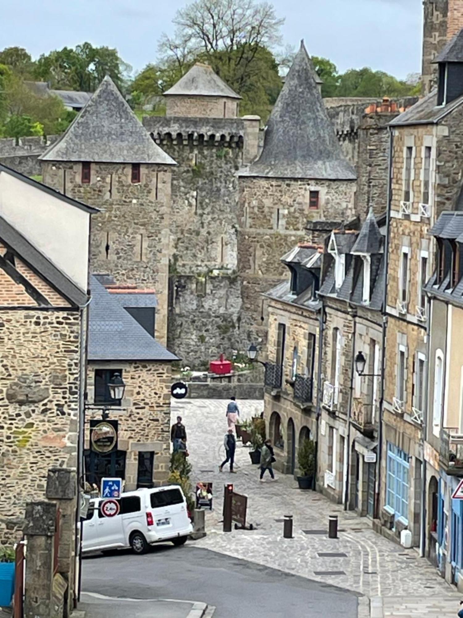 Le Relais Medieval Fougères Kültér fotó