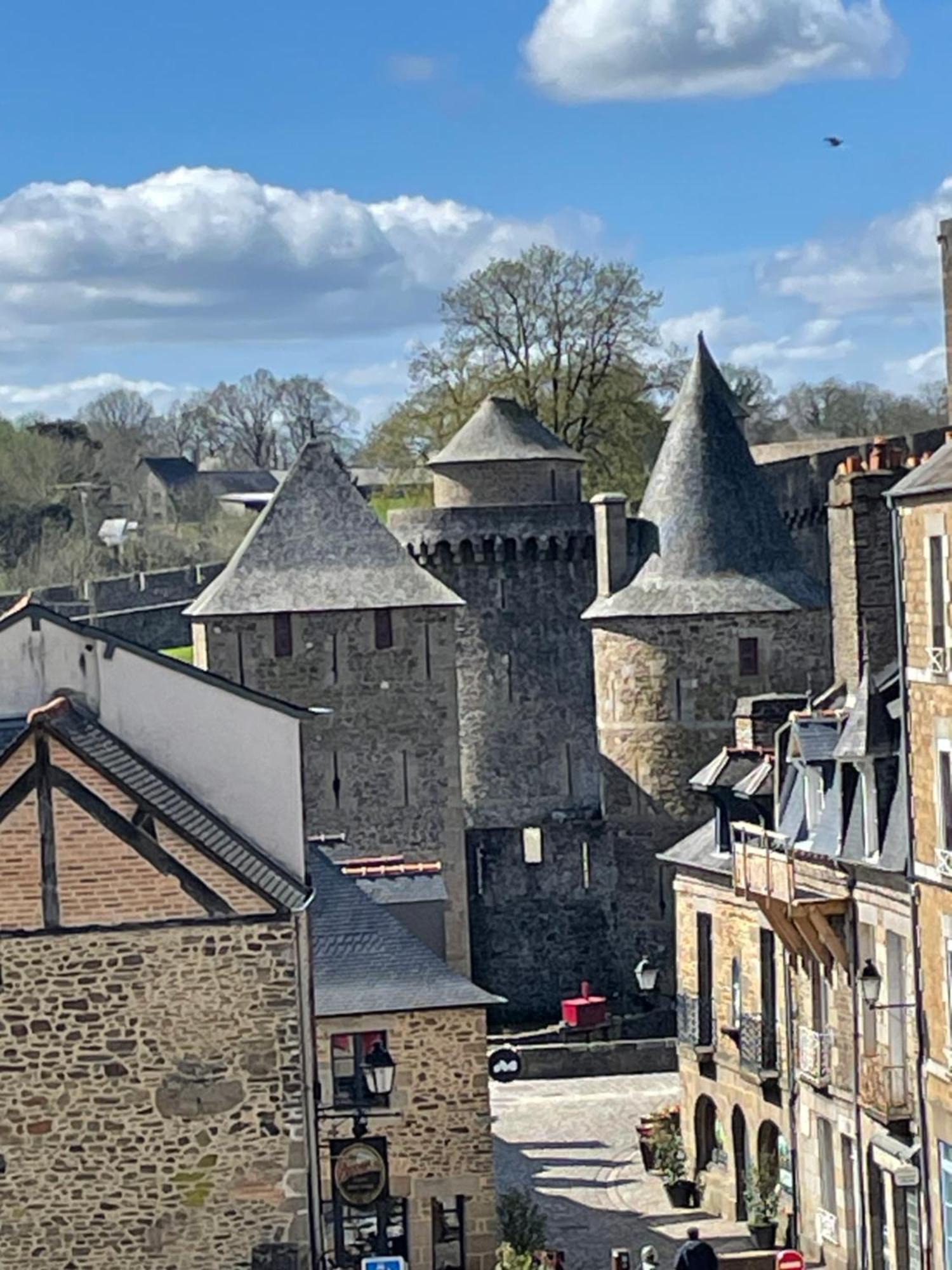 Le Relais Medieval Fougères Kültér fotó